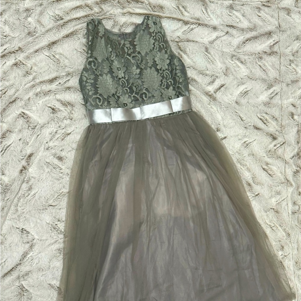 Girls party/wedding dress.